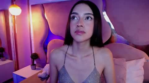 ..  .. online show from February 22, 7:43 pm