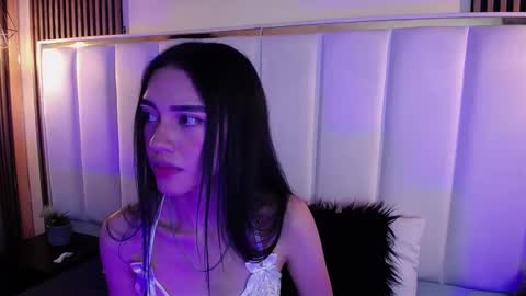 ..  .. online show from December 30, 7:32 pm