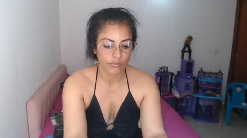 KattleyaGrey online show from July 25, 2:57 pm