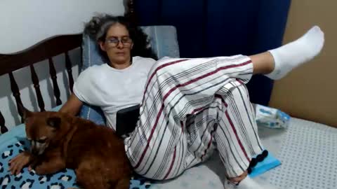 angel online show from June 1, 8:21 pm
