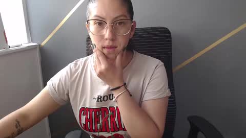 Snapshot of katybelladonna chatting on March 2, 1:53 pm KATY online show from March 2, 1:53 pm