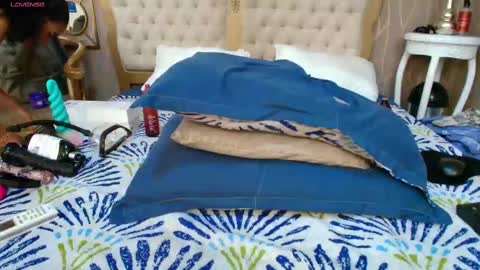 KATY online show from September 12, 9:44 pm