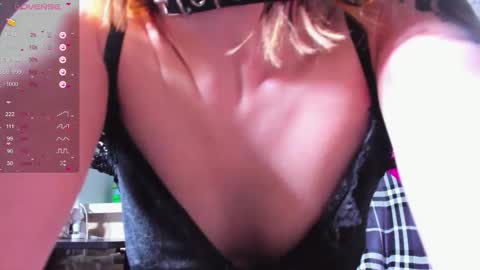 Kira-chan  online show from November 29, 10:19 am