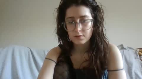 Snapshot of kawaii_snowflake chatting on October 6, 1:28 pm kawaii snowflake online show from October 6, 1:28 pm