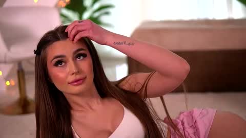 kaylabray online show from March 6, 7:03 am