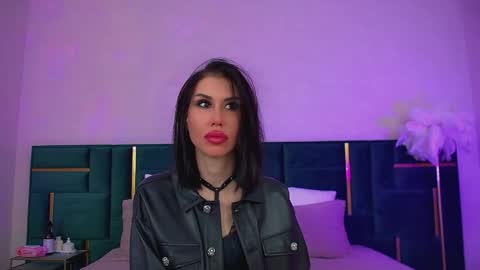 Kayla online show from June 7, 8:15 pm