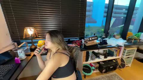 kaylawangxxx online show from July 31, 12:11 am