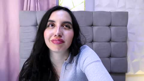 Snapshot of kaylee_lee chatting on September 19, 4:33 am kaylee_lee online show from September 19, 4:33 am