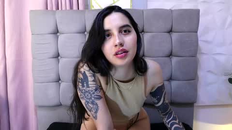 Snapshot of kaylee_lee chatting on September 24, 4:22 am kaylee_lee online show from September 24, 4:22 am