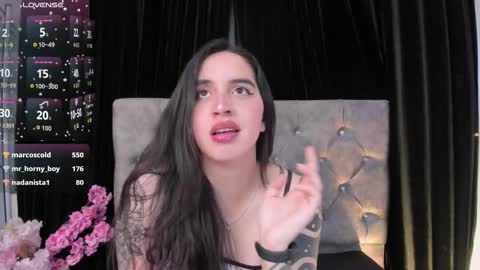 kaylee_lee online show from November 19, 4:45 am