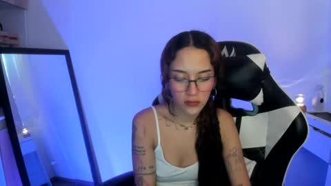 kaylie online show from June 20, 9:07 pm