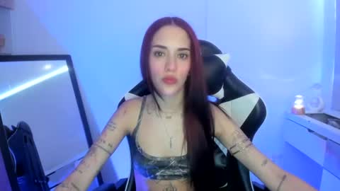 kaylie online show from July 5, 8:36 pm
