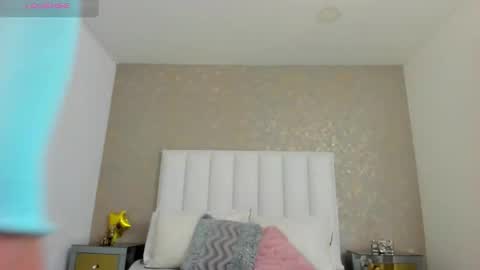 Snapshot of kayliebrooks chatting on October 11, 7:49 pm kayliebrooks online show from October 11, 7:49 pm
