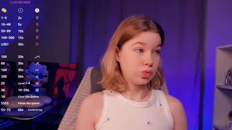 Hi Im Arina 3 online show from November 7, 9:26 am