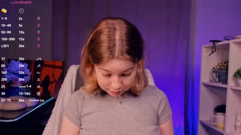 Hi Im Arina 3 online show from November 16, 7:10 am