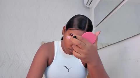 Kayna online show from March 21, 7:08 pm