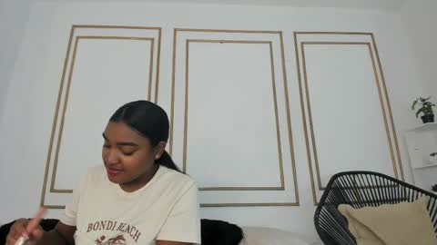 Kayna online show from April 15, 7:25 pm