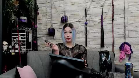 Miss Kazia online show from January 18, 2:19 am