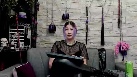 Miss Kazia online show from February 11, 1:20 am