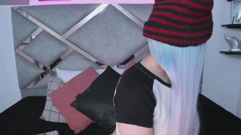 Keidy Monday to Saturday from 200 pm to 810pm  UTC-5 Colombia Time online show from February 8, 7:05 pm