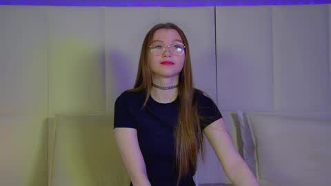 Snapshot of keiraace chatting on March 6, 6:05 pm Keira online show from March 6, 6:05 pm