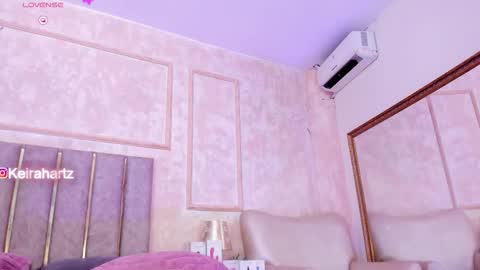 keirahartz online show from November 28, 6:16 am