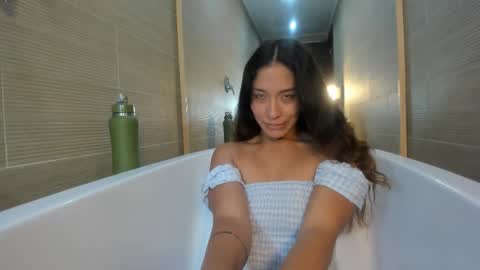 Snapshot of keiry_gonzalez23_aws chatting on September 11, 1:06 am keiry_gonzalez23_aws online show from September 11, 1:06 am