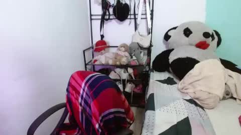 annie rosse16 online show from December 17, 8:46 pm