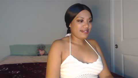 Snapshot of kelliecapri chatting on December 29, 3:33 am Kellie online show from December 29, 3:33 am