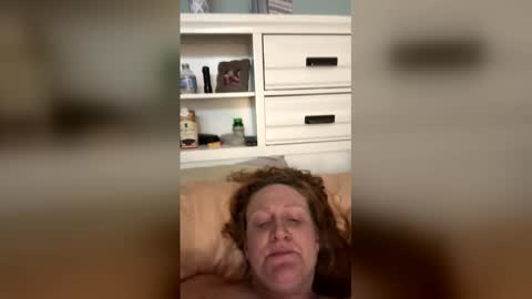 kellilyn10 online show from March 21, 8:19 am