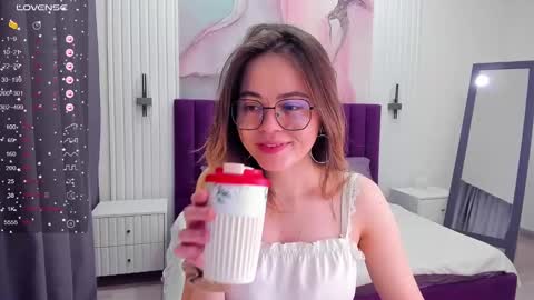 Kelly online show from March 1, 1:53 am