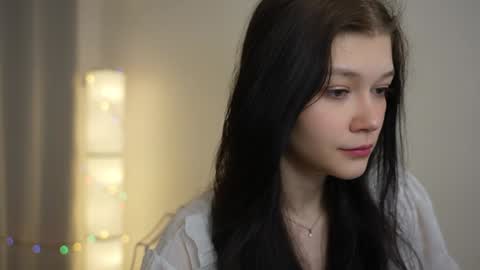  KELLY  online show from January 1, 2:20 pm