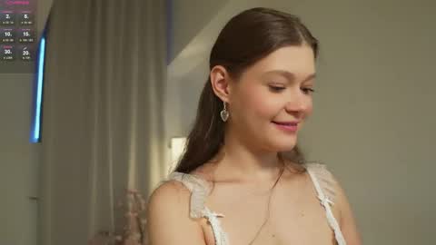  KELLY  online show from October 8, 2:32 pm