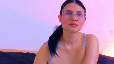 elena online show from June 3, 12:56 am