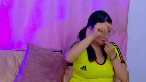 elena online show from July 3, 11:33 pm