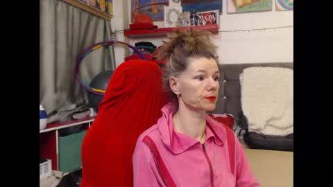 kelly online show from March 11, 3:58 am