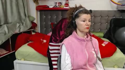 kelly online show from January 15, 8:26 pm