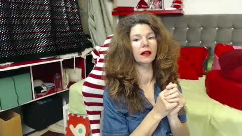 kelly online show from December 23, 11:03 am