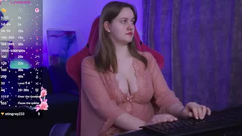 kelly online show from March 30, 2:27 pm