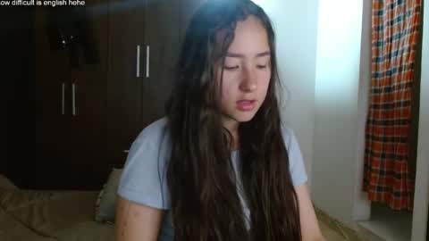 Snapshot of kendal_di chatting on February 11, 11:20 am kendal_di online show from February 11, 11:20 am