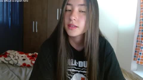 Snapshot of kendal_di chatting on February 23, 9:33 pm kendal_di online show from February 23, 9:33 pm