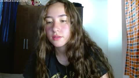 Snapshot of kendal_di chatting on October 14, 4:42 pm kendal_di online show from October 14, 4:42 pm