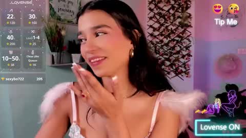 Carolina  online show from September 17, 2:59 pm