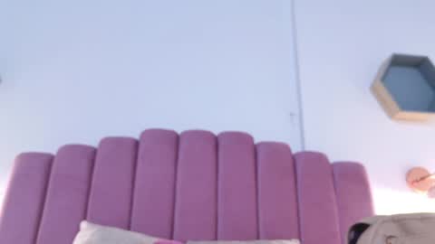 kendall__1 online show from April 1, 1:50 am