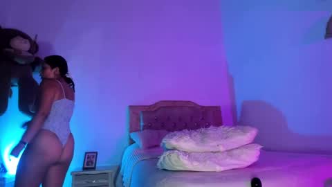 KendallHoule online show from December 12, 7:04 pm