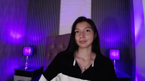 Snapshot of kendall_saenz chatting on January 30, 7:48 pm kendall_saenz online show from January 30, 7:48 pm