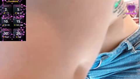 kendall online show from January 4, 2:25 am