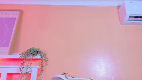   online show from April 20, 9:12 am