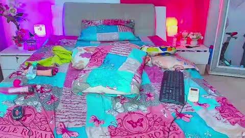 kendra_love31 online show from June 6, 7:03 am