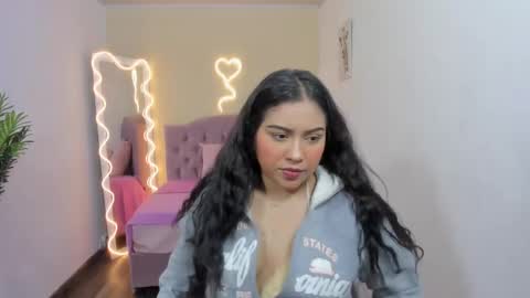 Snapshot of kendra_tay chatting on February 10, 3:03 am kendra online show from February 10, 3:03 am